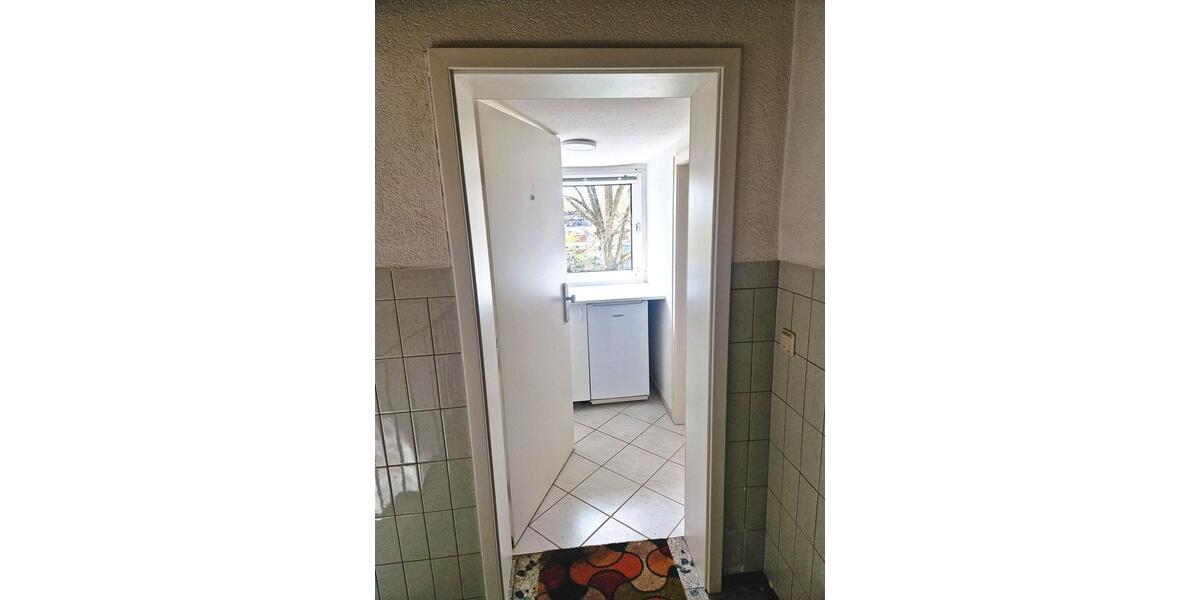 Dachgeschoßwohnung Köln Rodenkirchen - 1 Zimmer, 25 m&sup2;, 600&euro; | Angebot:26048075