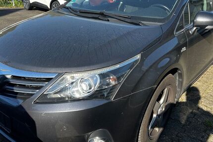 Toyota Avensis 237.800 km 6.999 &euro; Köln 51145
