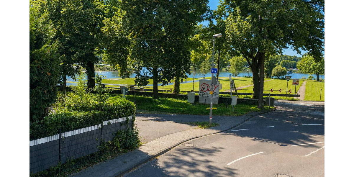 Etagenwohnung Köln Poll - 2 Zimmer, 41 m&sup2;, 168.000&euro; | Angebot:26739265