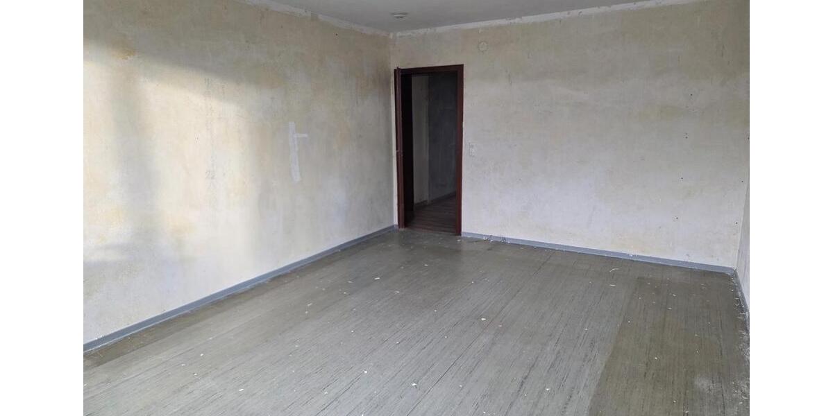 Etagenwohnung Euskirchen - 4 Zimmer, 80 m&sup2;, 1.550&euro; | Angebot:24981051