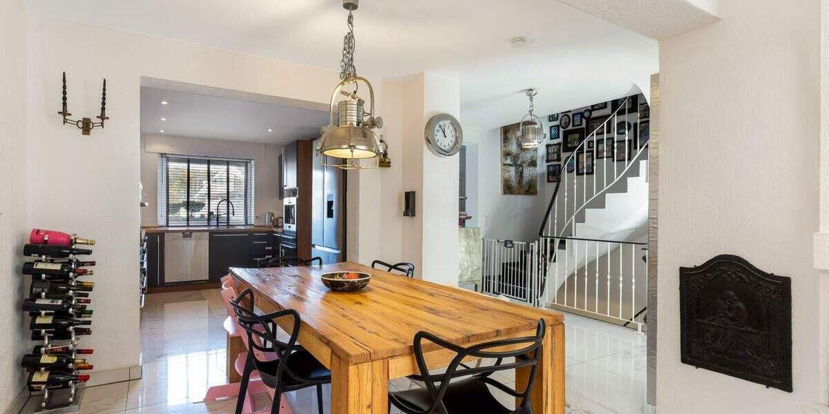 Reihenendhaus Frechen Königsdorf - 6 Zimmer, 198 m&sup2;, 750.000&euro; | Angebot:25686582