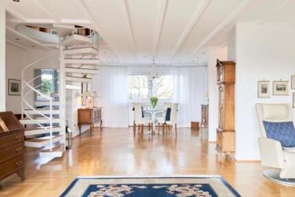 Wohnung Köln Mülheim - 2 Zimmer, 133 m&sup2;, 1.700&euro; | Angebot:25225223