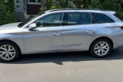 Seat Leon 79.655 km 14.999 &euro; Lohmar 53840