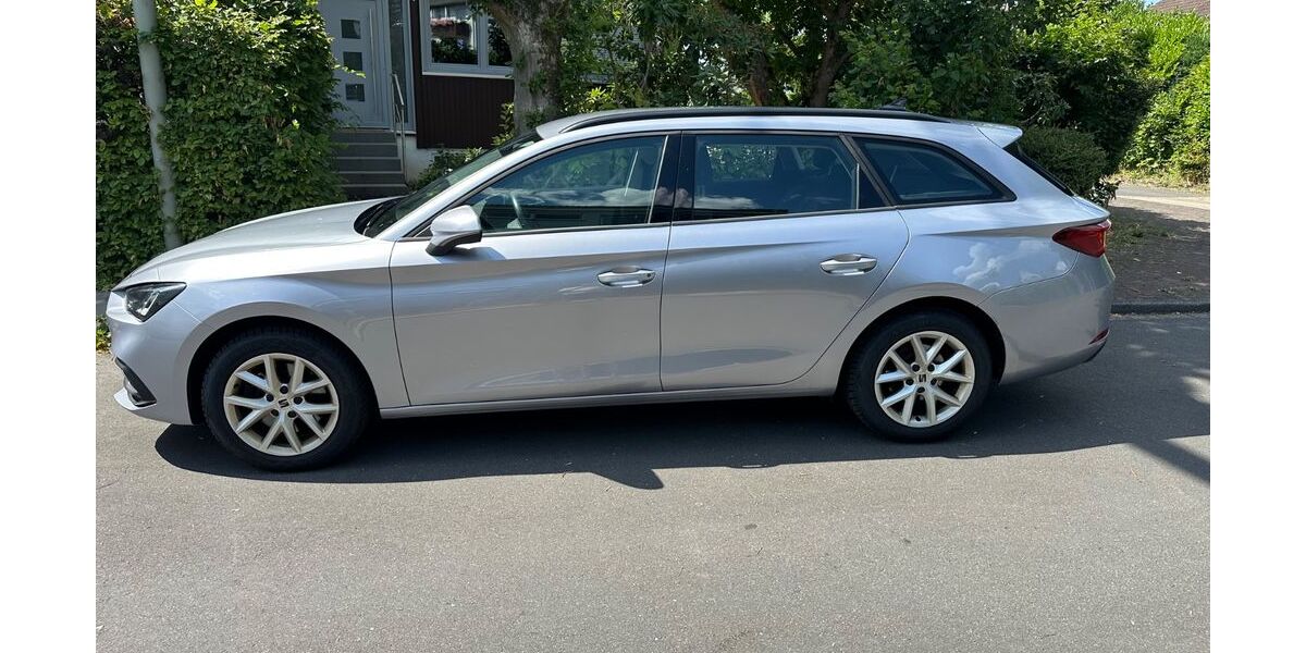 Seat Leon 79.655 km 14.999 &euro; Lohmar 53840