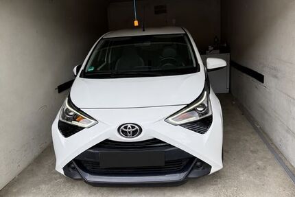 Toyota Aygo (X) 119.143 km 6.399 &euro; Troisdorf 53842