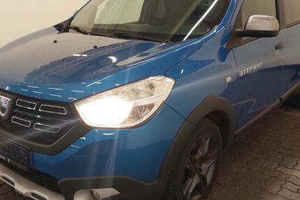 Dacia Lodgy 116.000 km 9.390 &euro; Alfter bei Bonn 53347