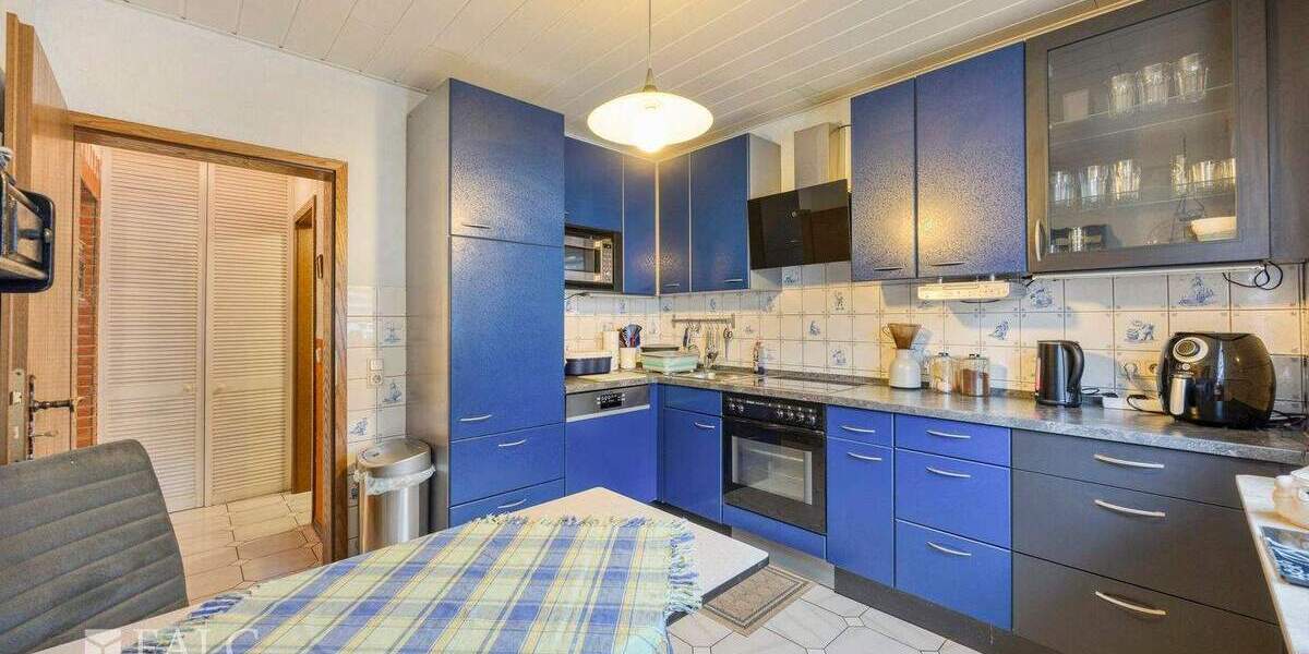 Doppelhaushälfte Bergheim Fliesteden - 6 Zimmer, 160 m&sup2;, 399.000&euro; | Angebot:25696533