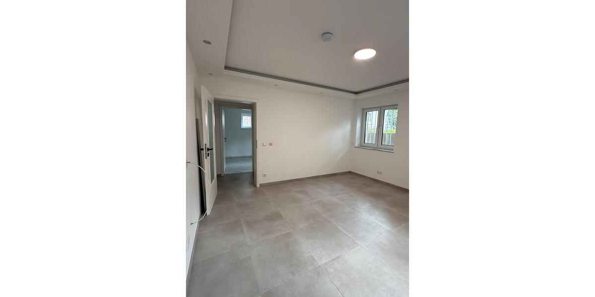 Etagenwohnung Köln Kalk - 3 Zimmer, 81 m&sup2;, 1.200&euro; | Angebot:26042235