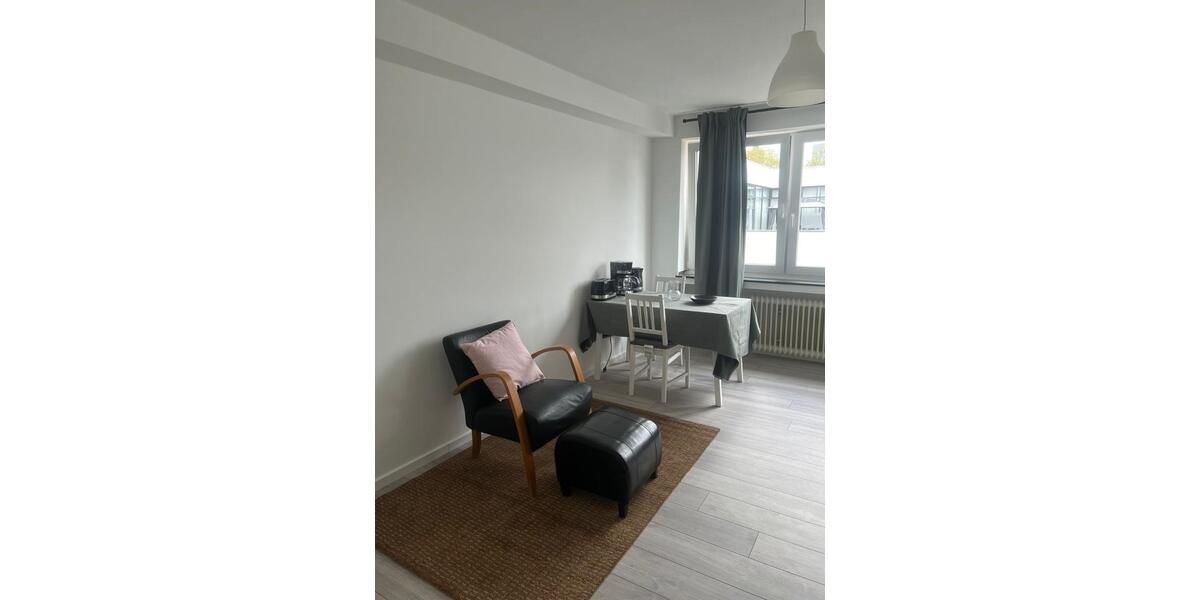 Etagenwohnung Köln Rodenkirchen - 1.5 Zimmer, 27 m&sup2;, 690&euro; | Angebot:23744615