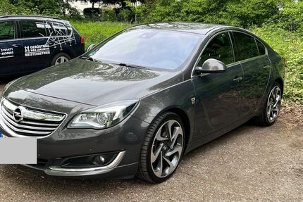 Opel Insignia 122.500 km 11.000 &euro; leverkusen 51373