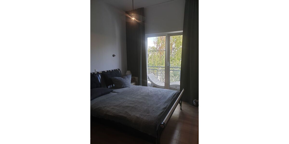 Provisionsfreie 2-Zimmer-Dachgeschosswohnung mit umlaufendem Balkon- Nahe dem Rhein - Einfamilienhaus Bonn | Angebot:26789119