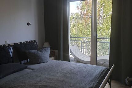 Provisionsfreie 2-Zimmer-Penthousewohnung mit umlaufendem Balkon in Bonn – Rheinnähe - Haus Bonn | Angebot:26789119