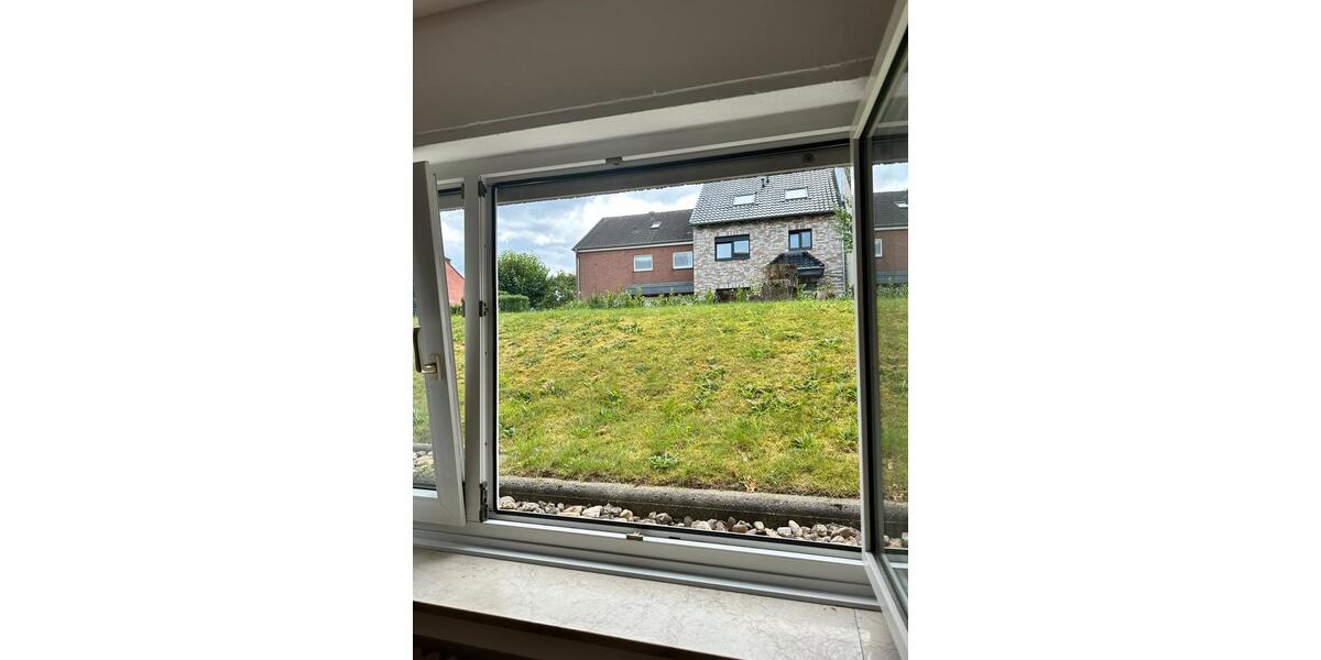 Etagenwohnung Köln Heimersdorf - 2 Zimmer, 60 m&sup2;, 900&euro; | Angebot:26040067