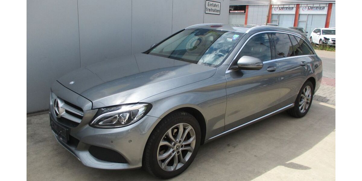 Mercedes-Benz C 200 198.000 km 11.970 &euro; Köln 51105