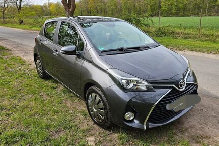 Toyota Yaris 49.000 km 11.950 &euro; Frechen 50226