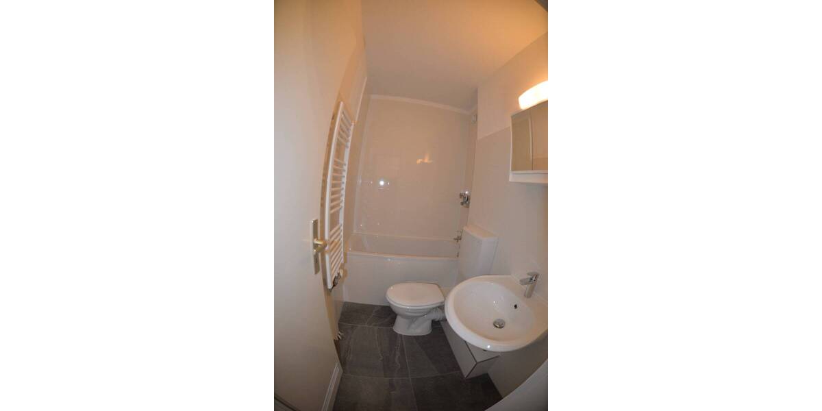 Etagenwohnung Köln Meschenich - 2 Zimmer, 40 m&sup2;, 70.000&euro; | Angebot:25728632