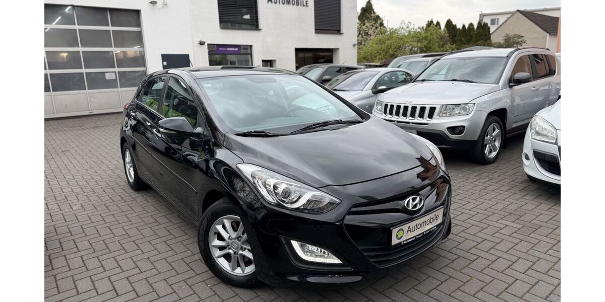 Hyundai i30 122.140 km 6.499 &euro; Troisdorf 53840