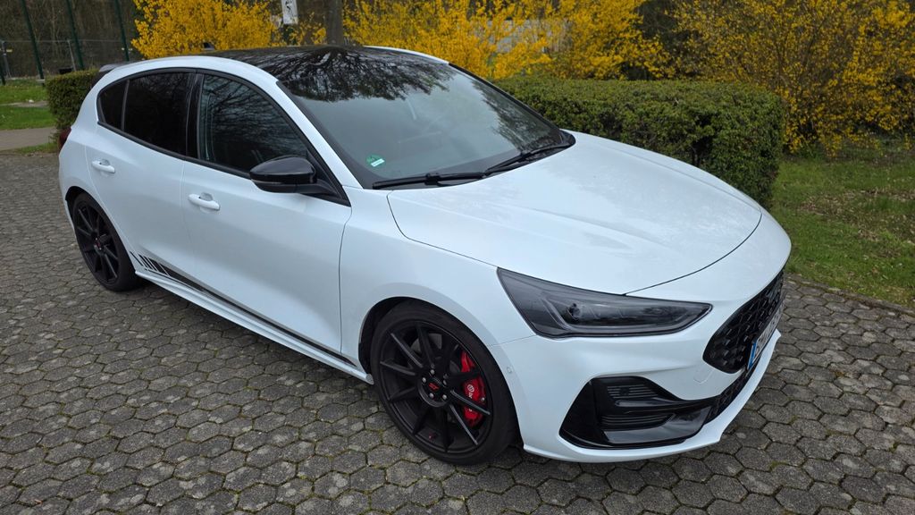 Ford Focus 5.800 km 34.280 &euro; Hürth 50354