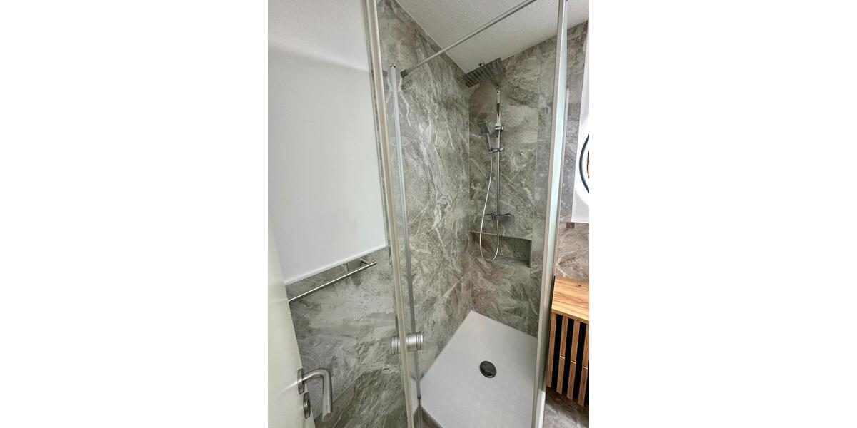 Etagenwohnung Leverkusen - 2 Zimmer, 58 m&sup2;, 1.390&euro; | Angebot:25918386