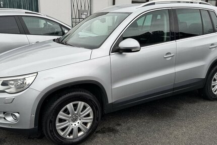 VW Tiguan 2.0TSI DSG 4-Motion Xenon AHK SR+WR 1.Hd 109.500 km 11.400 &euro; Erftstadt 50374