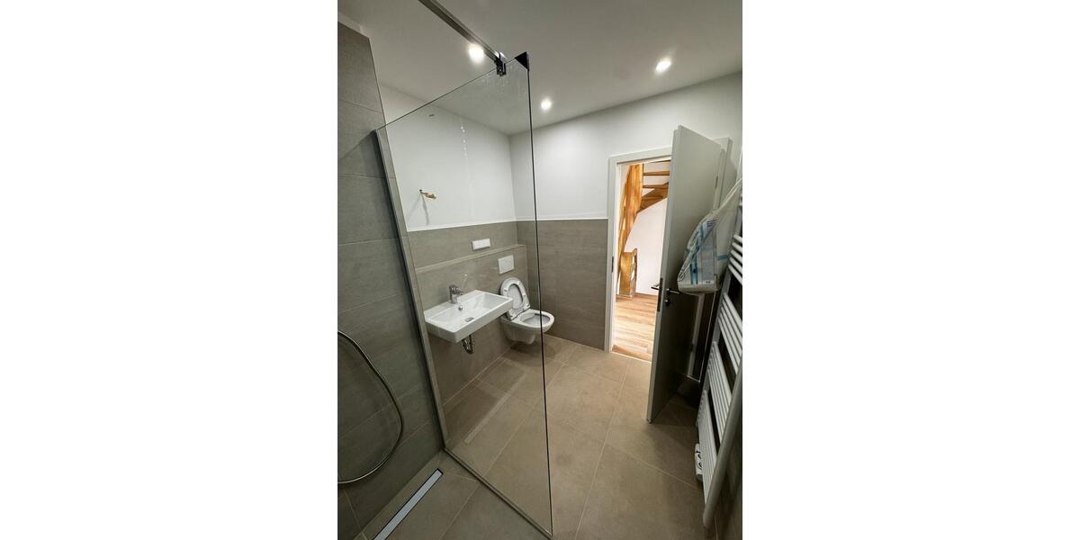 Reihenhaus Lohmar - 6 Zimmer, 170 m&sup2;, 2.550&euro; | Angebot:26345389