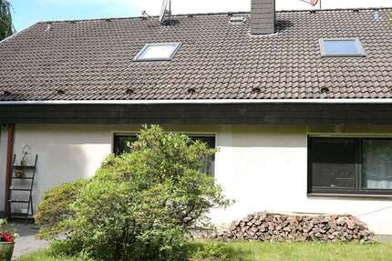 Haus Rösrath - 9 Zimmer, 326 m&sup2;, 670.000&euro; | Angebot:24307405