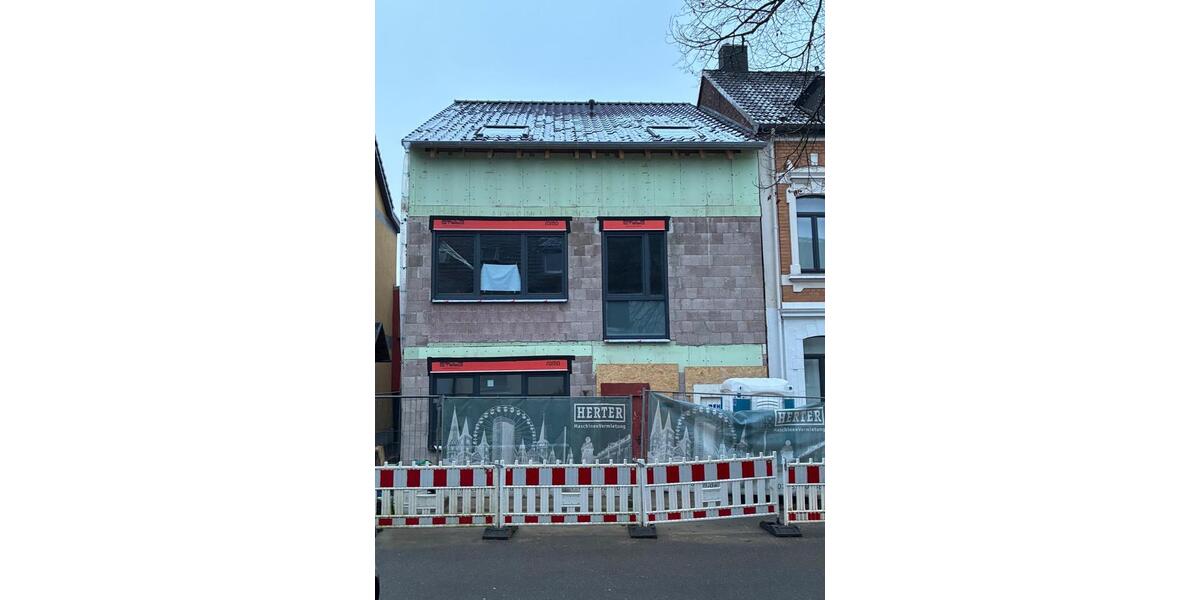 Dachgeschoßwohnung Siegburg - 2 Zimmer, 76 m&sup2;, 1.100&euro; | Angebot:25894312