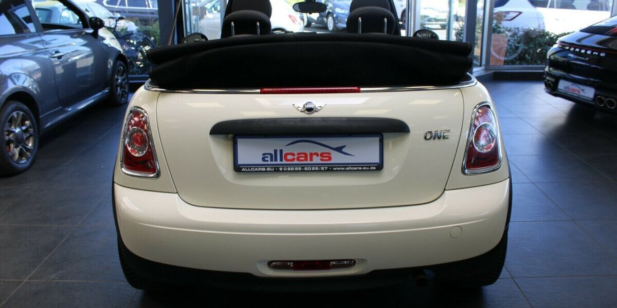 Mini One Cabrio 73.682 km 10.780 &euro; Euskirchen 53881