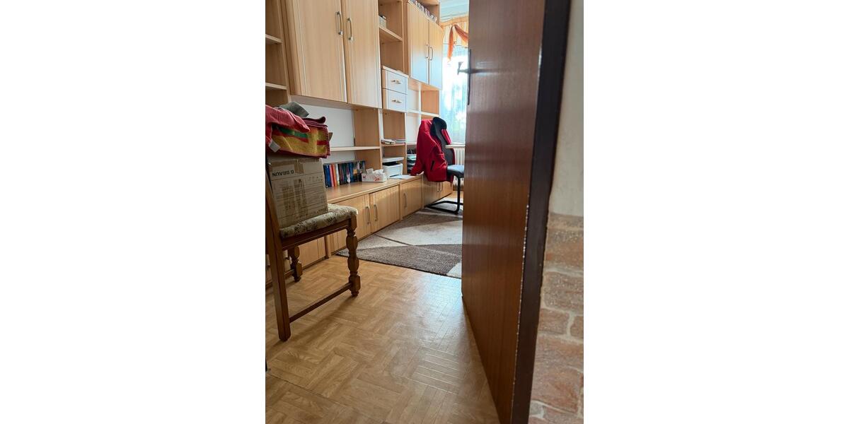Etagenwohnung Troisdorf Bergheim - 4 Zimmer, 92 m&sup2;, 876&euro; | Angebot:26441318