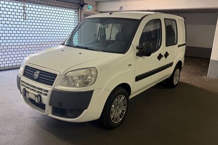Fiat Doblo 174.000 km 3.650 &euro; Köln 51147
