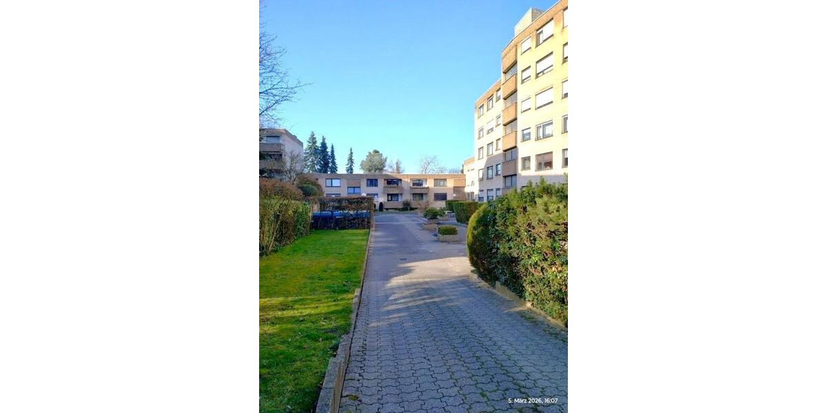 Helle, bezugsfreie 2,5-Zimmer Wohnung in Waldrandlage von Frechen-Königsdorf - Etagenwohnung Frechen Königsdorf | Angebot:25874456