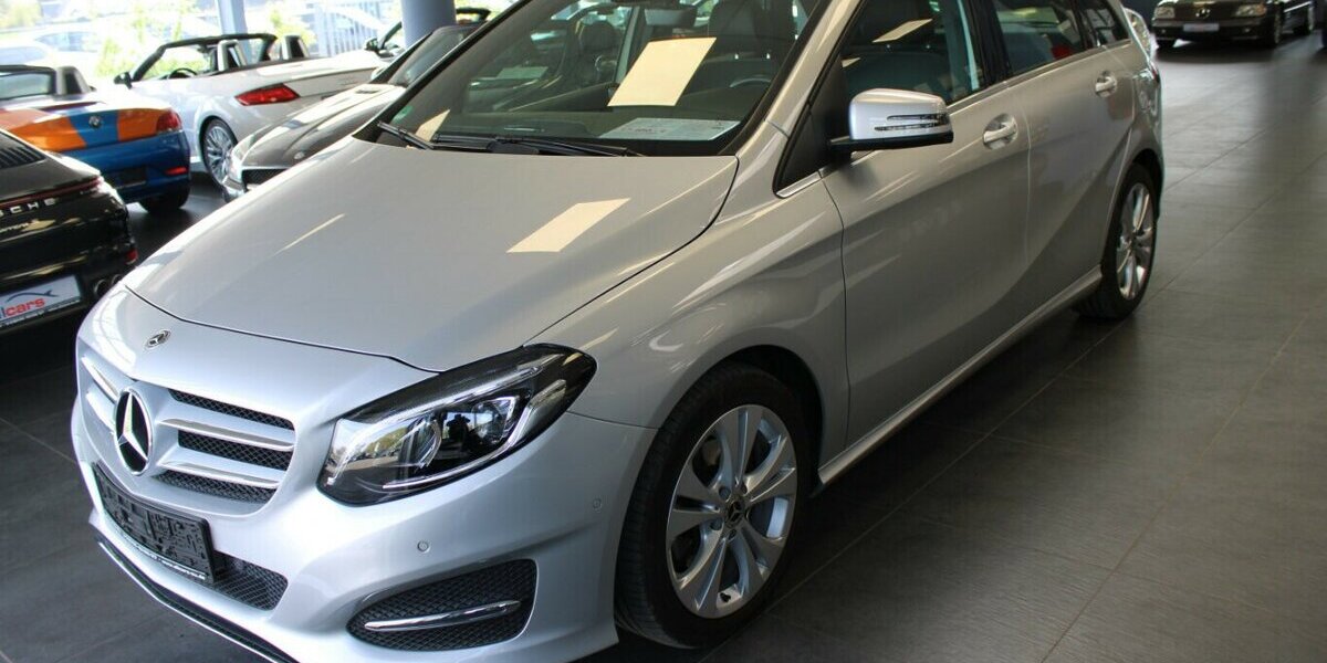 Mercedes-Benz B 180 7G-DCT Urban 49.631 km 17.480 &euro; Euskirchen 53881