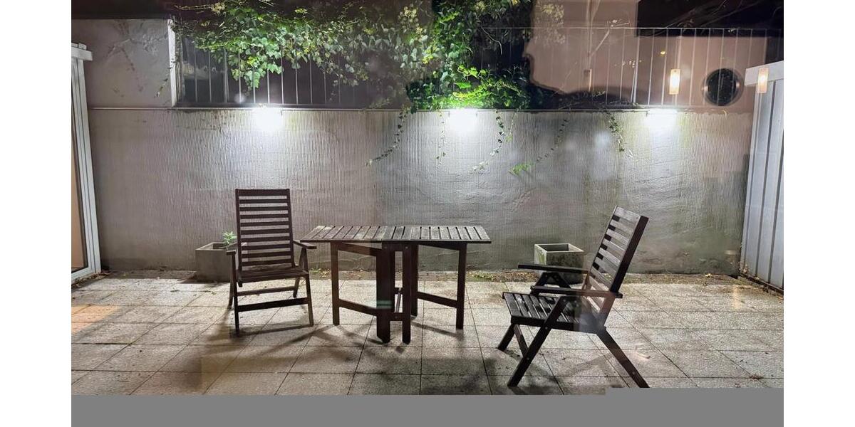 Köln, mitten drin - trotzdem absolut ruhig außergewöhnliche 3-Zimmer Wohnung, ca. 100 m² große Terrasse und Stellplatz - Terrassenwohnung Köln Innenstadt | Angebot:26664145