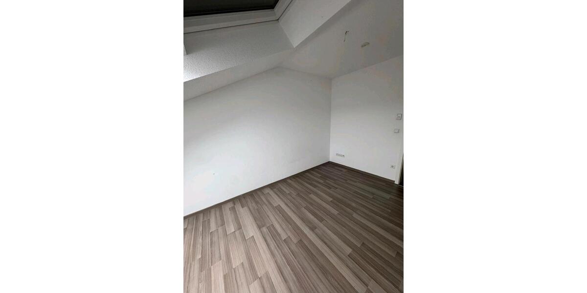 Etagenwohnung Siegburg - 3 Zimmer, 87 m&sup2;, 1.425&euro; | Angebot:25867883
