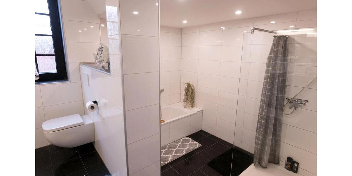 Maisonettenwohnung Elsdorf - 6.5 Zimmer, 190 m&sup2;, 1.650&euro; | Angebot:25875991