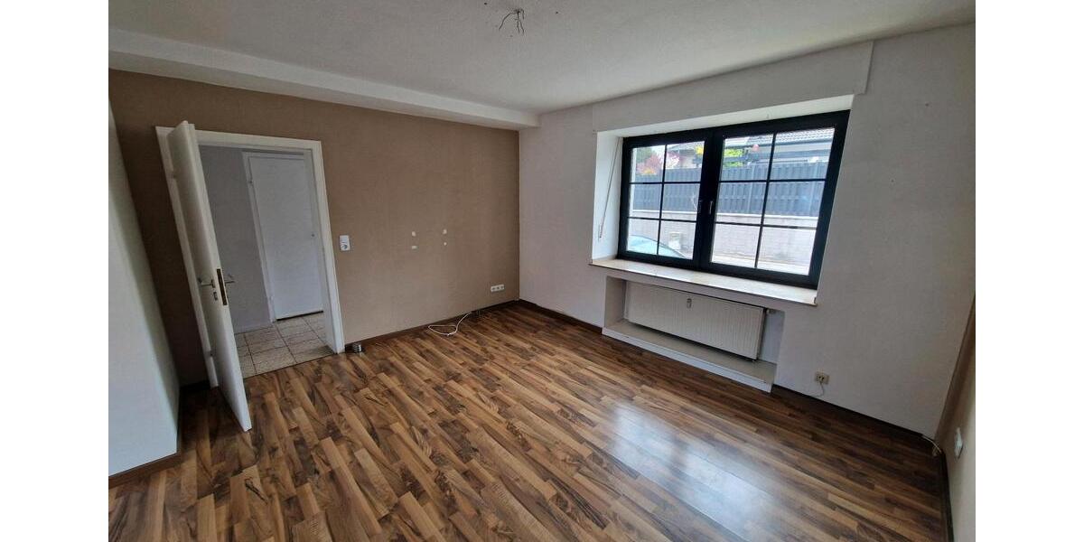 Erdgeschoßwohnung Niederzier - 5 Zimmer, 95 m&sup2;, 215.000&euro; | Angebot:26022936