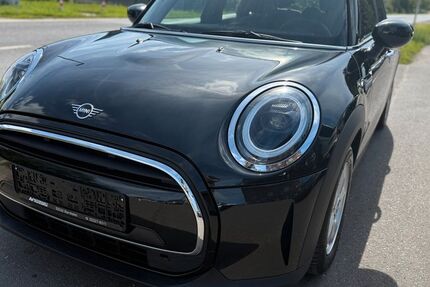 Mini Cooper 24.371 km 20.490 &euro; Bornheim 53332