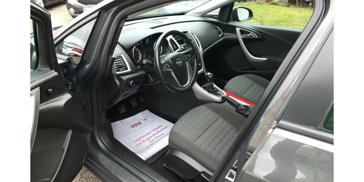 Opel Astra ACTIVE KLIMAANLAGE 17 ZOLL LMF TEMPOMAT 92.855 km 7.908 &euro; Köln 50858