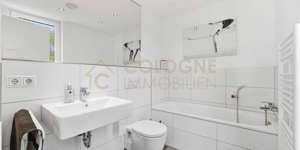 Etagenwohnung Köln Weiden - 3 Zimmer, 82 m&sup2;, 415.000&euro; | Angebot:26656863