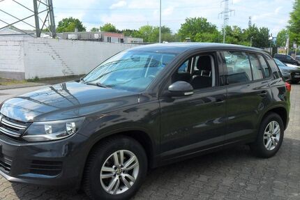 VW Tiguan 205.200 km 4.990 &euro; Pulheim-Brauweiler bei Köln 50259