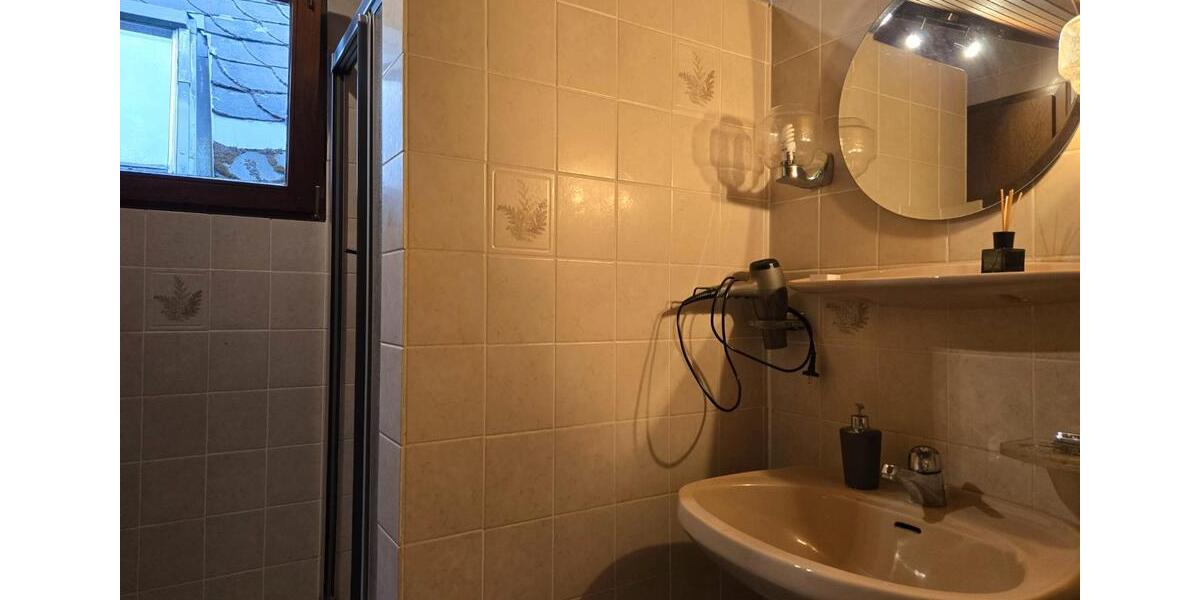 Etagenwohnung Bonn Poppelsdorf - 3 Zimmer, 92 m&sup2;, 990&euro; | Angebot:26085460