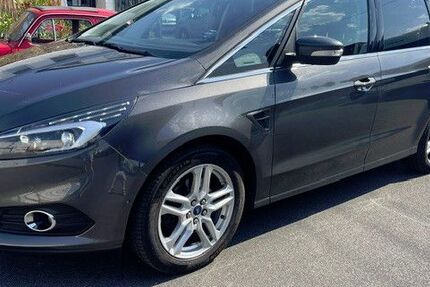 Ford S-Max 150.000 km 12.990 &euro; Bonn 53227