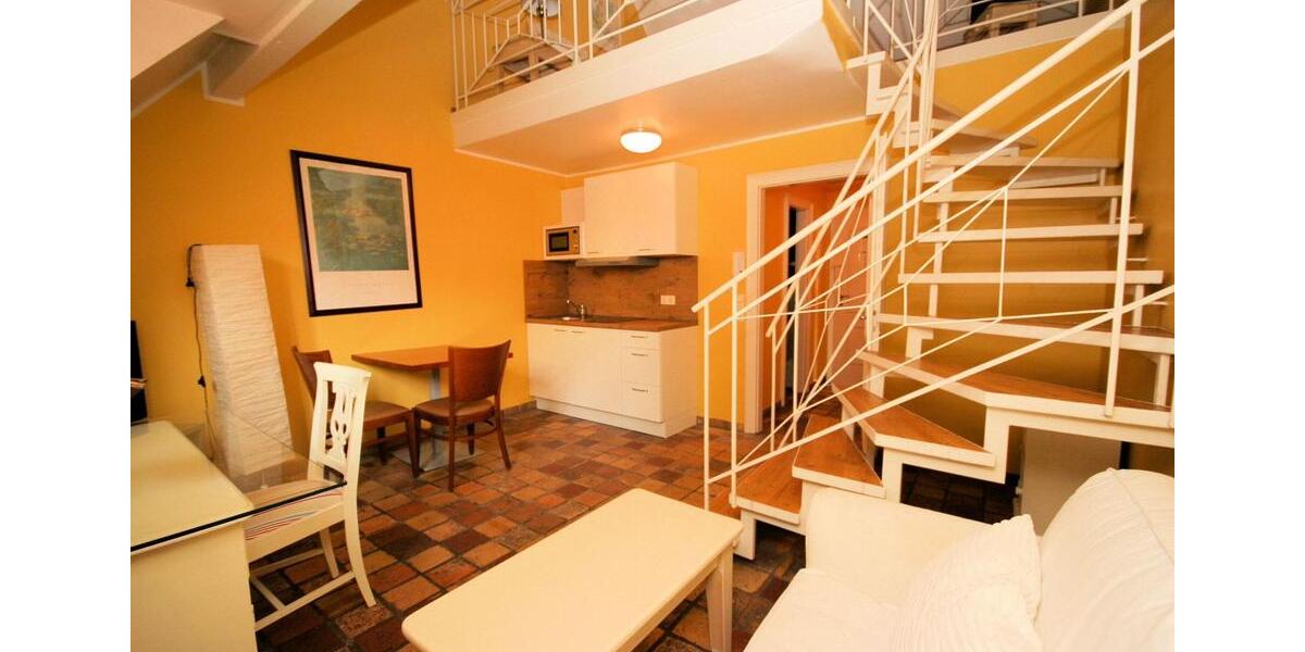 Maisonettenwohnung Köln Lindenthal - 1.5 Zimmer, 38 m&sup2;, 850&euro; | Angebot:26041667