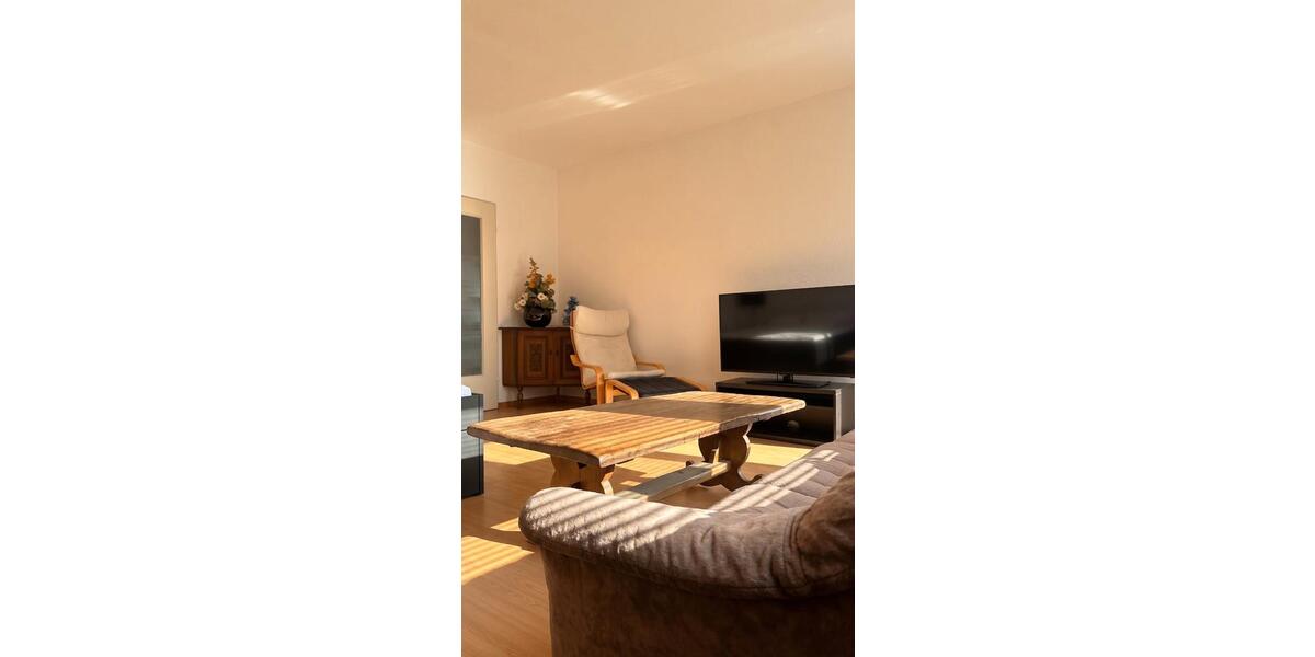 Etagenwohnung Köln Kalk - 3 Zimmer, 77 m&sup2;, 650&euro; | Angebot:26600515