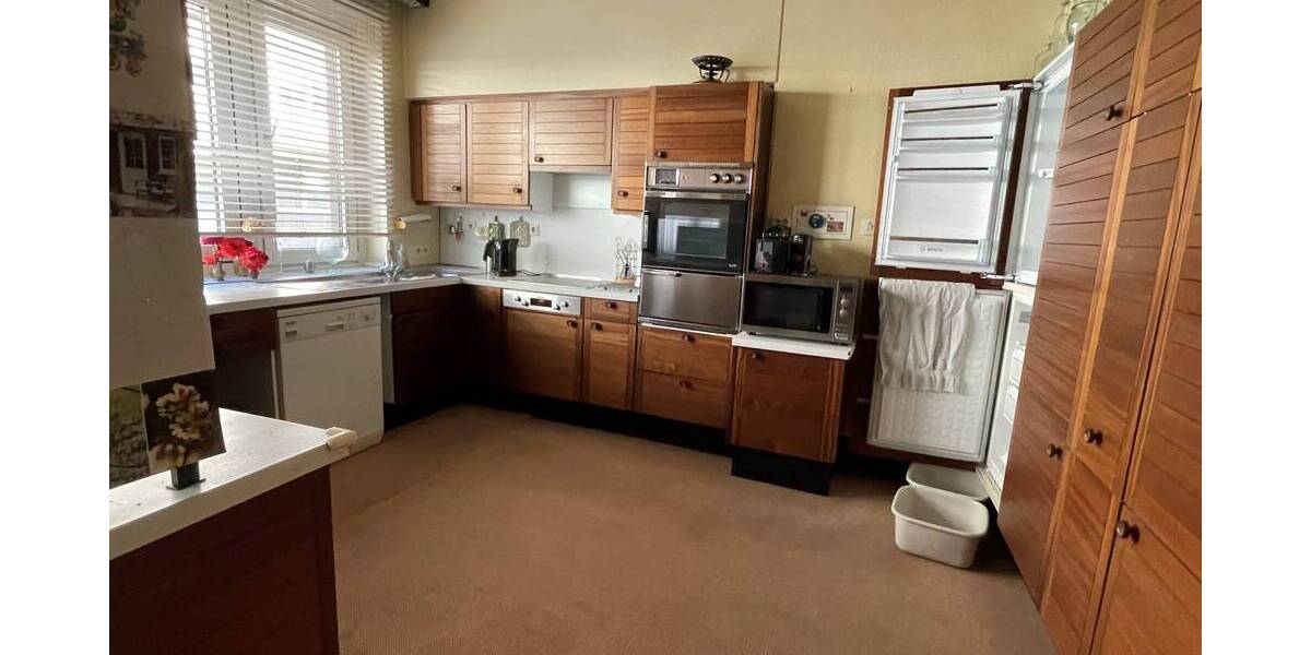 Gewerbeobjekt Düren - 6 Zimmer, 200 m&sup2;, 1.380&euro; | Angebot:25777056