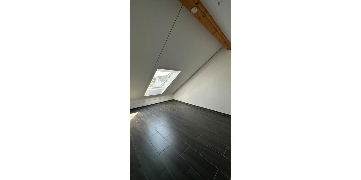 Reihenhaus Köln Chorweiler - 5 Zimmer, 141 m&sup2;, 579.000&euro; | Angebot:27297130