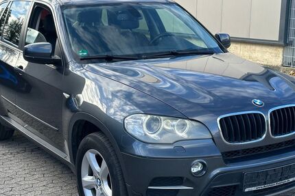 BMW X5 333.800 km 9.850 &euro; Bornheim 53332