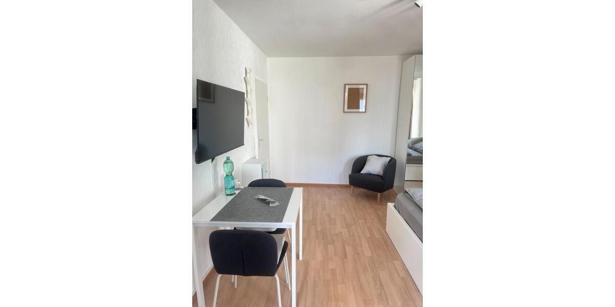Erdgeschoßwohnung Troisdorf Bergheim - 3 Zimmer, 80 m&sup2;, 2.100&euro; | Angebot:26001872