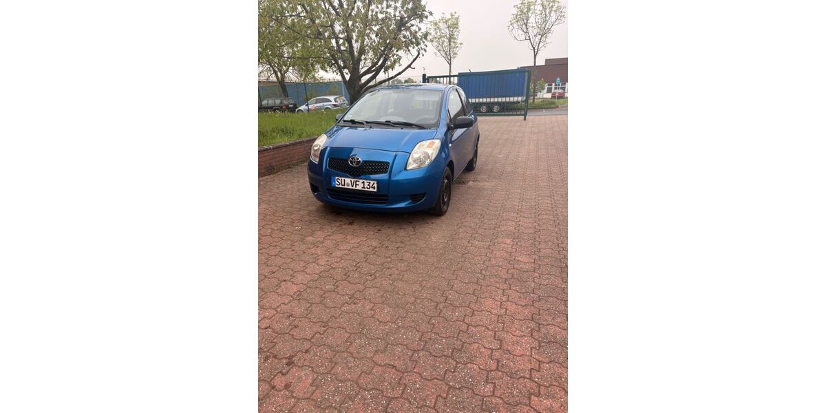 Toyota Yaris 169.000 km 2.899 &euro; Lohmar 53797