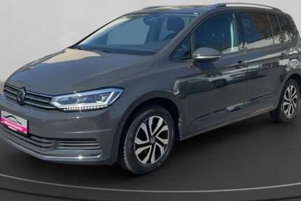 VW Touran 62.460 km 28.980 &euro; Köln (Mülheim) 51063